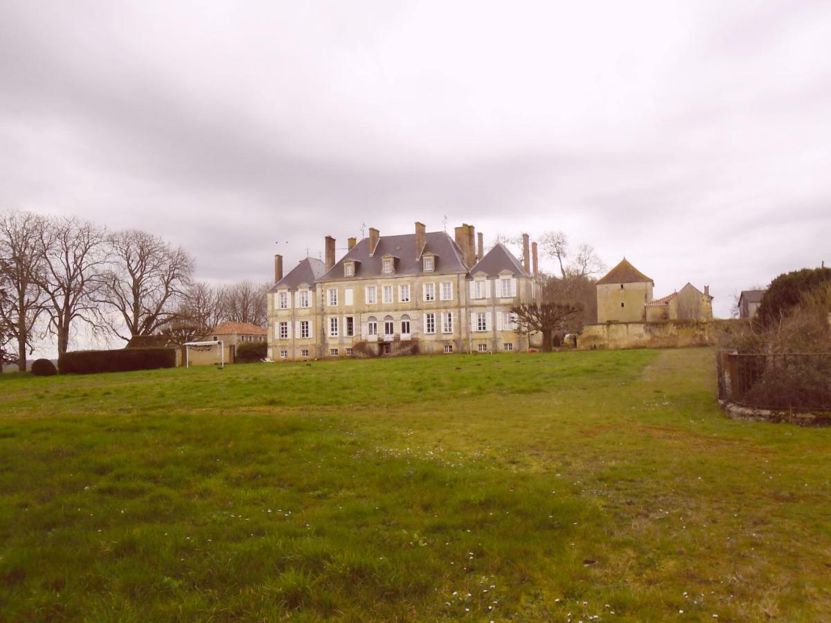 Chateau Des Noces Bazoges-en-Pareds Esterno foto