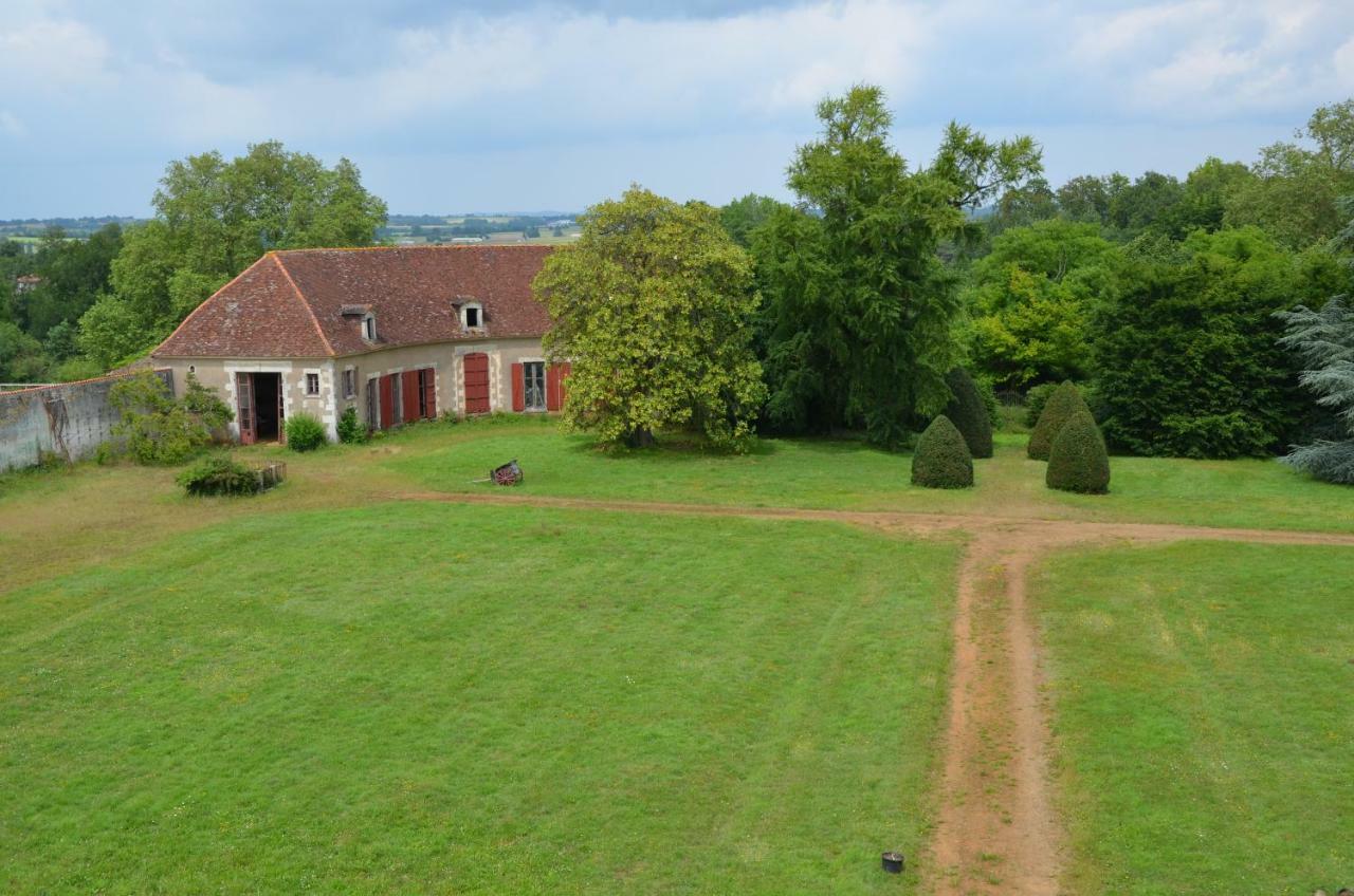 Chateau Des Noces Bazoges-en-Pareds Esterno foto