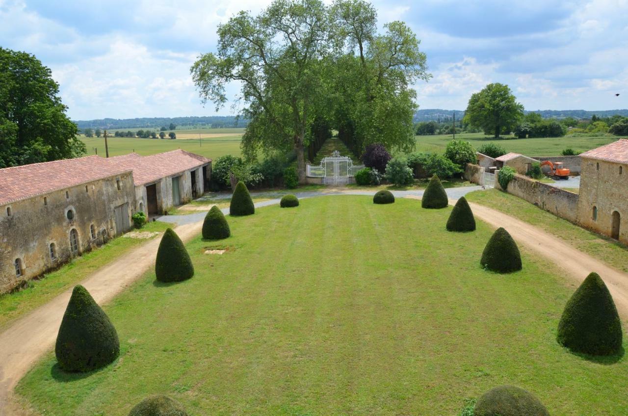 Chateau Des Noces Bazoges-en-Pareds Esterno foto